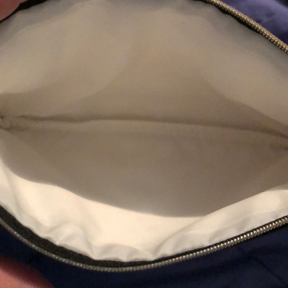 Sephora🆕💕 “just grab and glow” makeup bag🆕💕 - Picture 3 of 3